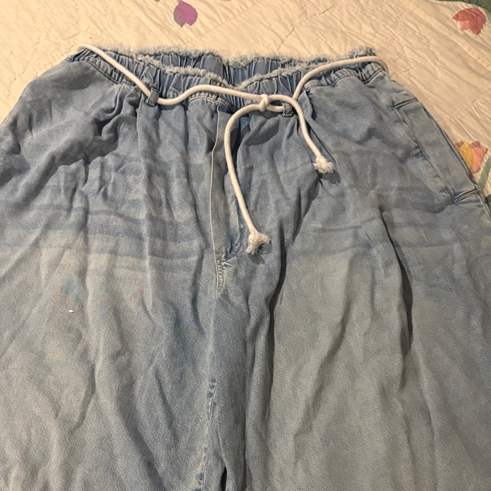 Pilcro Anthropologie Light Blue denim culotte jeans size xl casual style NEW 69